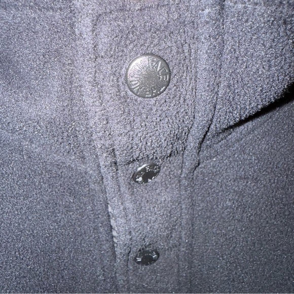 The North Face Black Pullover Jacket - Picture 6 of 9